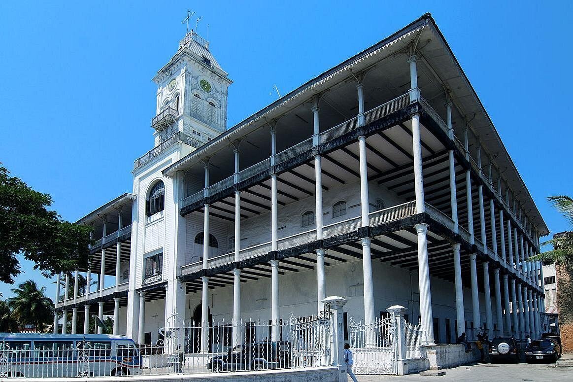 Zanzibar: Stone Town and Prison Island Guided Tour with Hotel Pickup