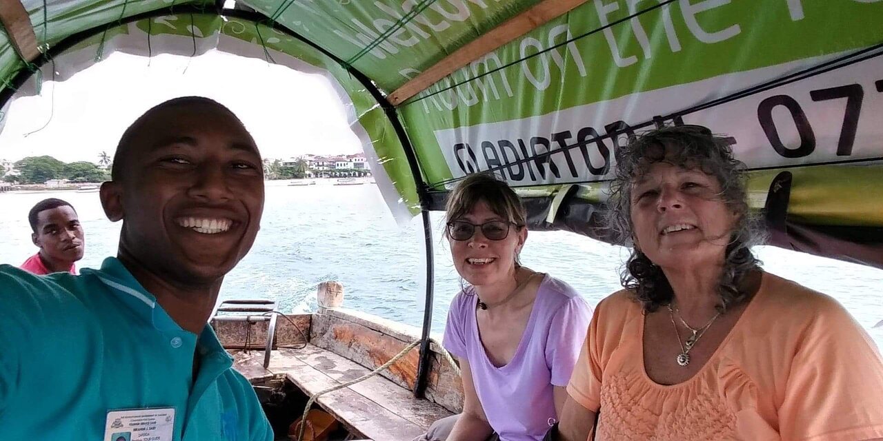 Zanzibar: Stone Town and Prison Island Guided Tour with Hotel Pickup