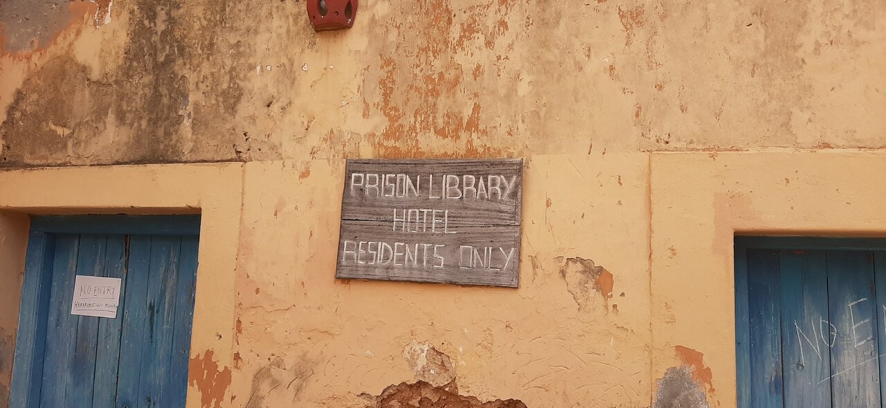 Zanzibar: Stone Town and Prison Island Guided Tour with Hotel Pickup