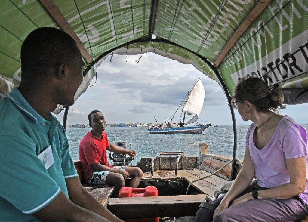Zanzibar: Stone Town and Prison Island Guided Tour with Hotel Pickup