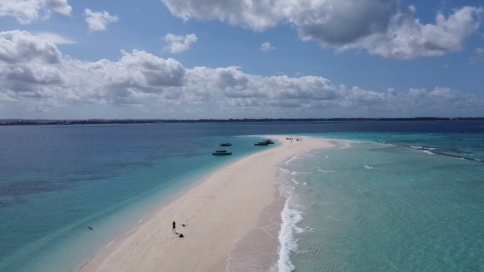 Zanzibar: Stone Town, Prison Island, and Nakupenda Sandbank Tour with Lunch