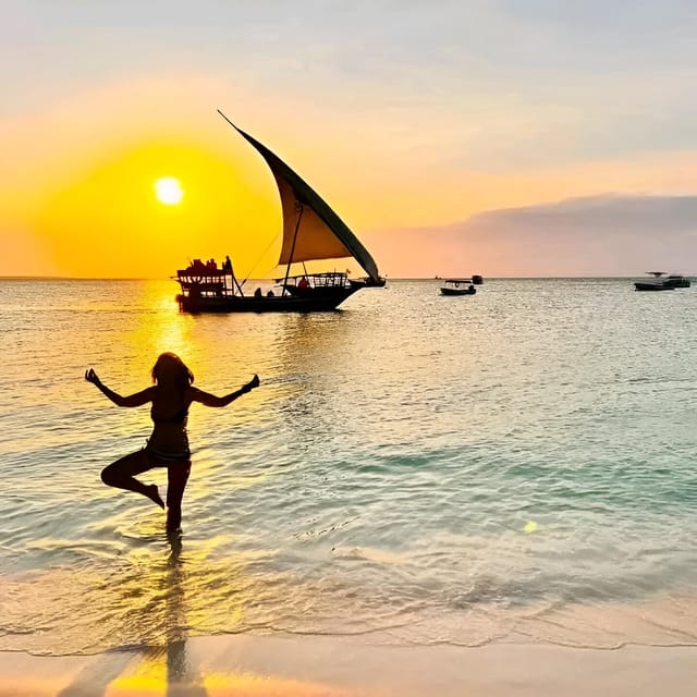 Zanzibar: Sunset Dhow Cruise from Nungwi and Kendwa