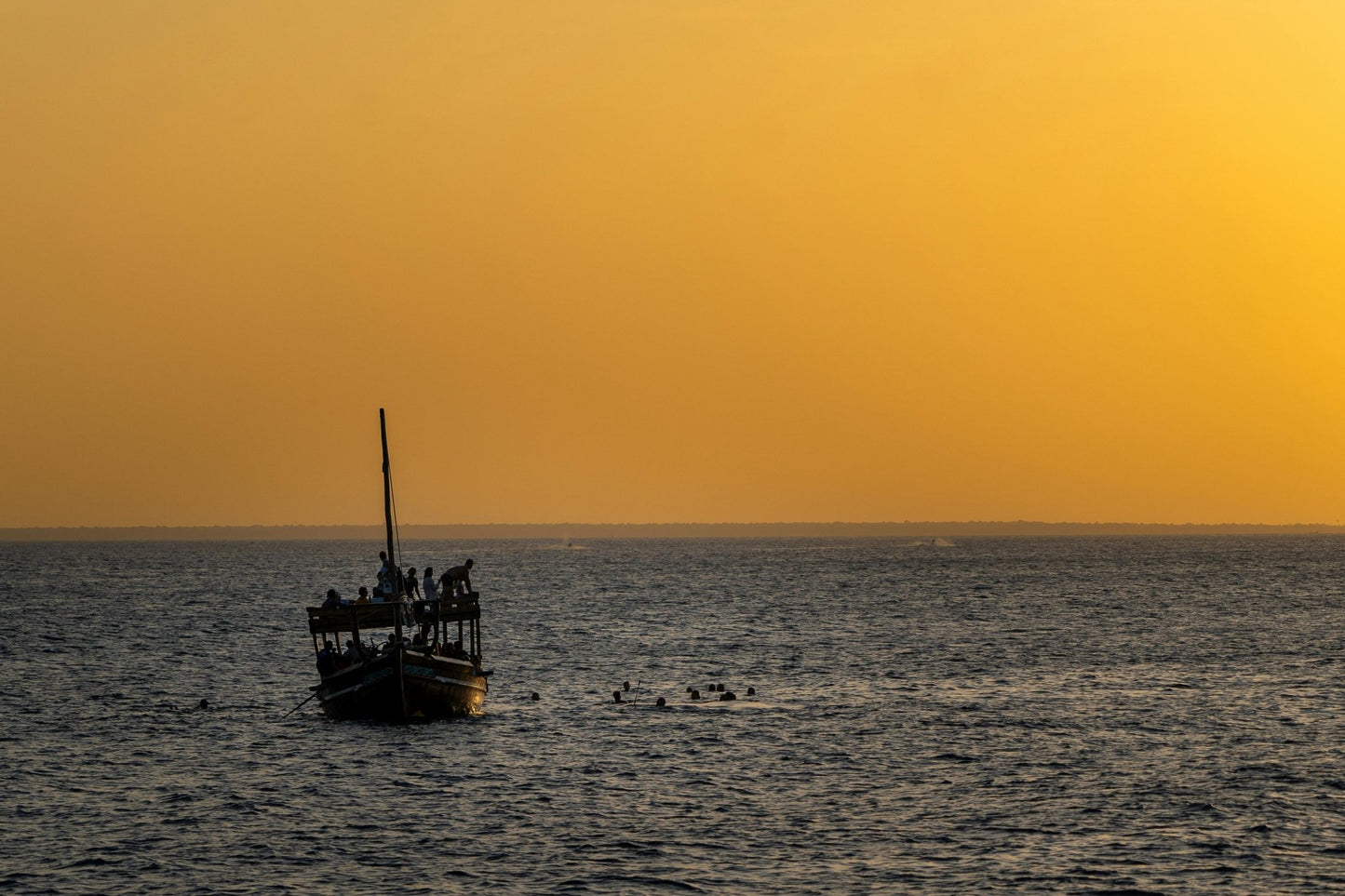 Zanzibar: Traditional Sunset Dhow Cruise from Nungwi with Music