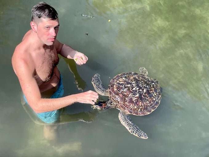 Zanzibar: Village Guided Tour with Fish Market, Boat Yard and Mnarani Aquarium Visit