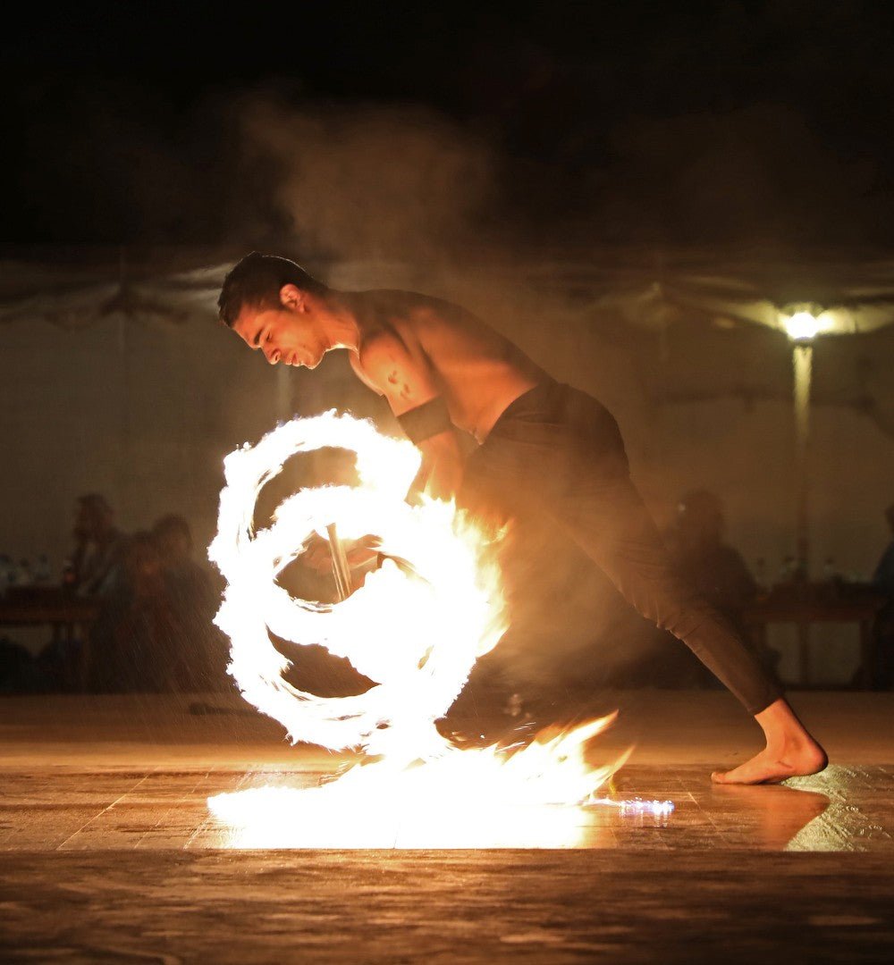 Dubai: Rote Dünen mit dem Quad, Kamelritt, Sandboarding und BBQ im Al Khayma Camp