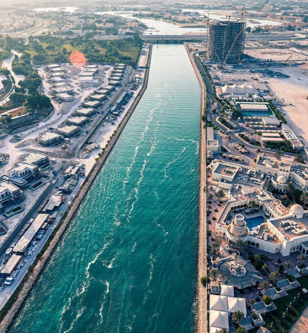 Doha: Helicopter Tour over Doha (Up to 4 passengers)