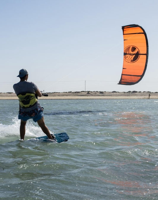 Doha: Kitesurfing Zero to Hero!