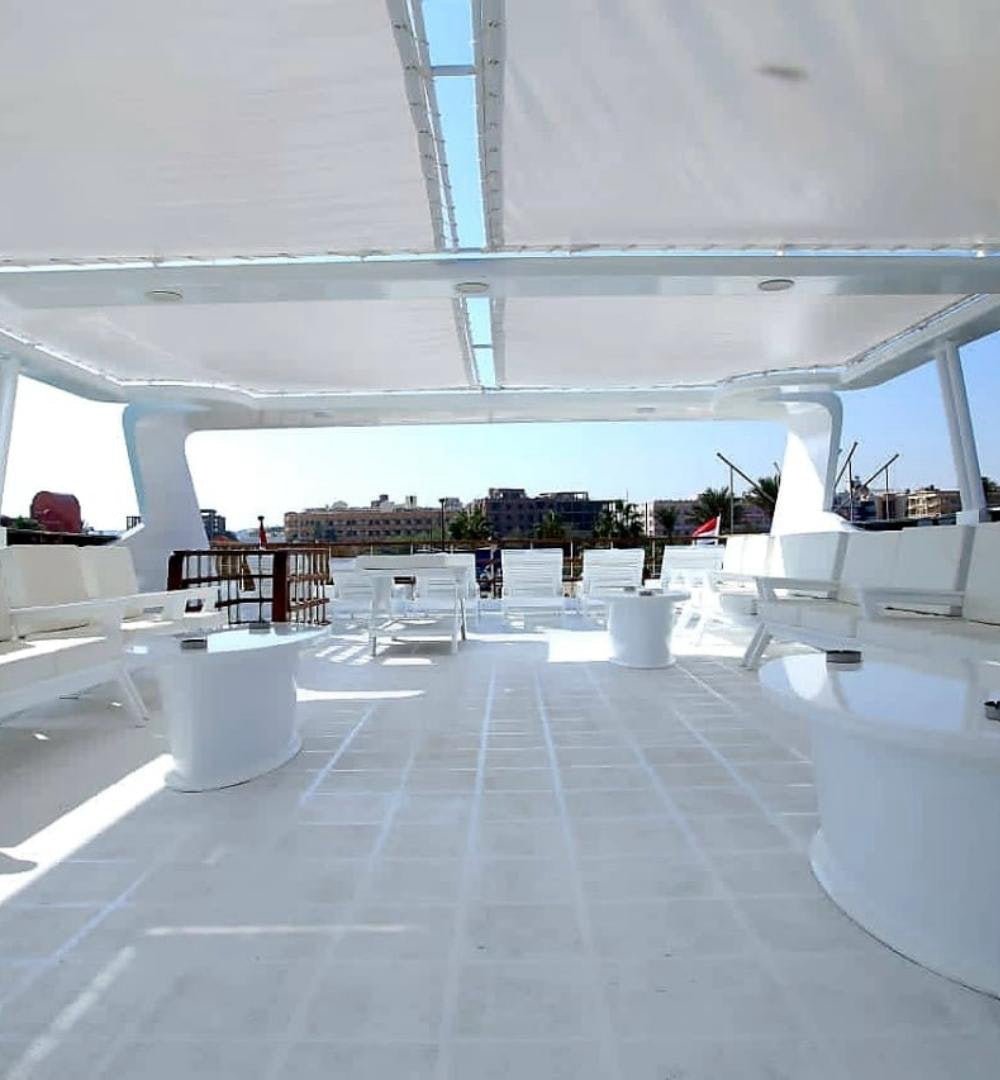 Hurghada: excursión de un día en barco privado de lujo