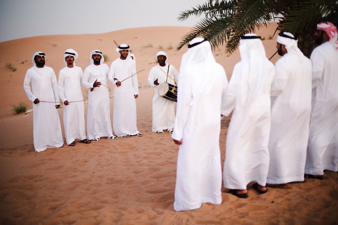 Dubai: Beduinen-Wüstensafari mit traditionellem Frühstück