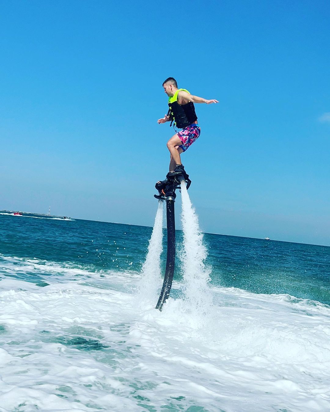 Dubái: Flyboard de 30 minutos con vistas al Burj Al Arab
