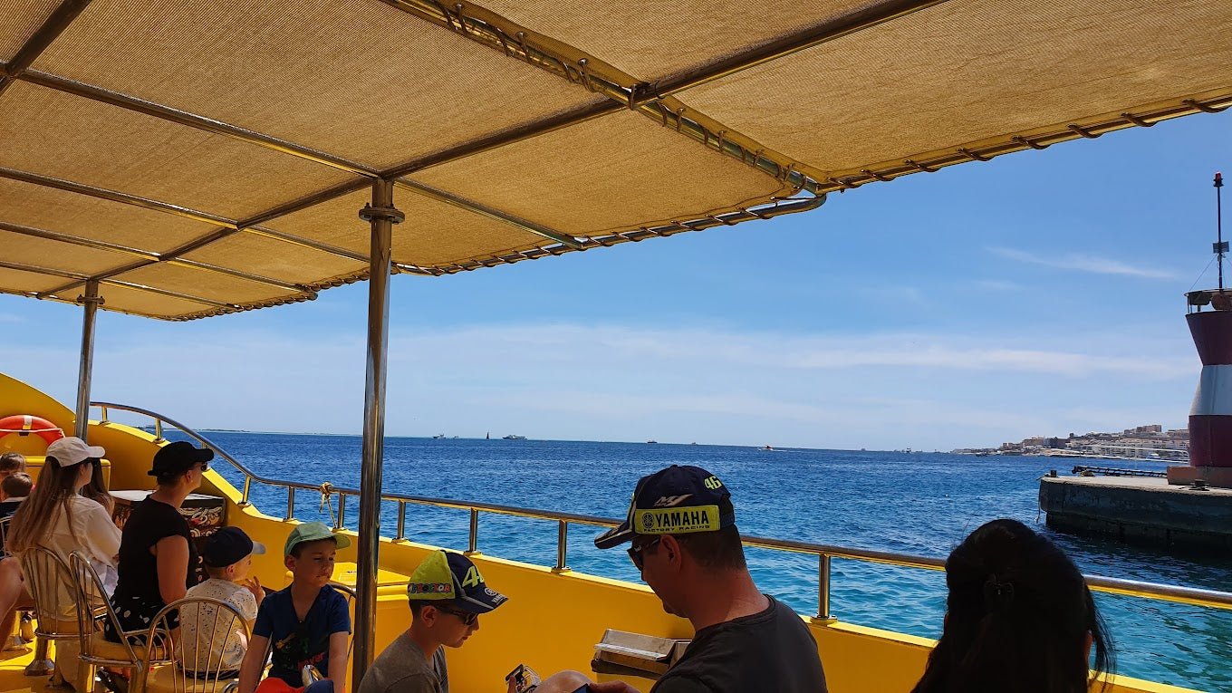 Hurghada: Rejs łodzią podwodną Royal Seascope z przeszklonym dnem i snorkelingiem