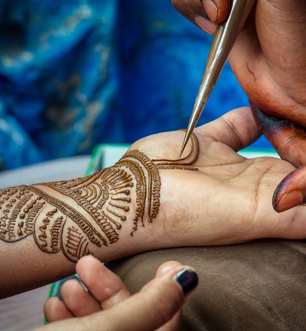 Dubai: Rote Dünen mit dem Quad, Kamelritt, Sandboarding und BBQ im Al Khayma Camp