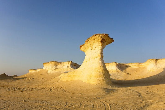 Doha: Richard Serra Sculpture, Mushroom Hills & Zekreet Fort Private Tour