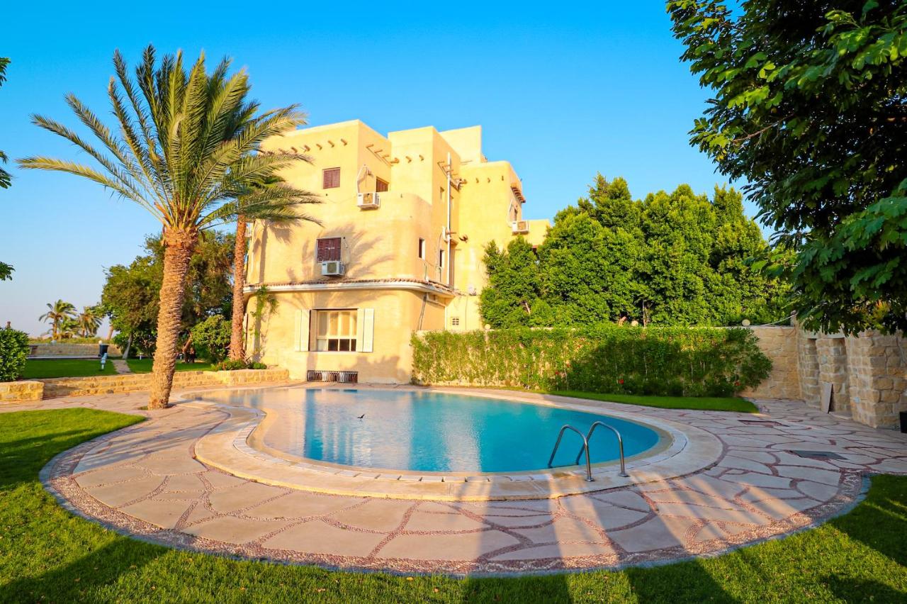 Fayoum: Stay at Tache Boutique Hotel in Tunis Village