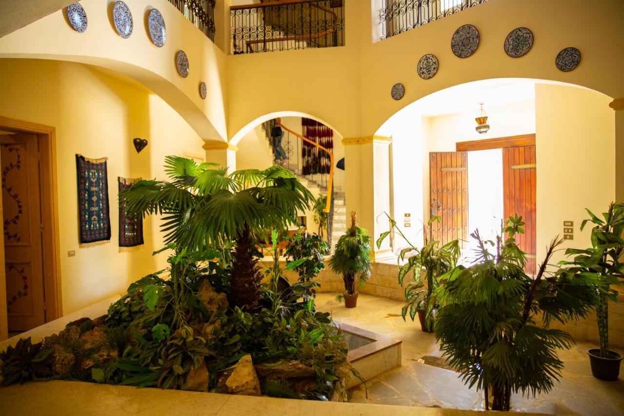 Fayoum: Stay at Tache Boutique Hotel in Tunis Village