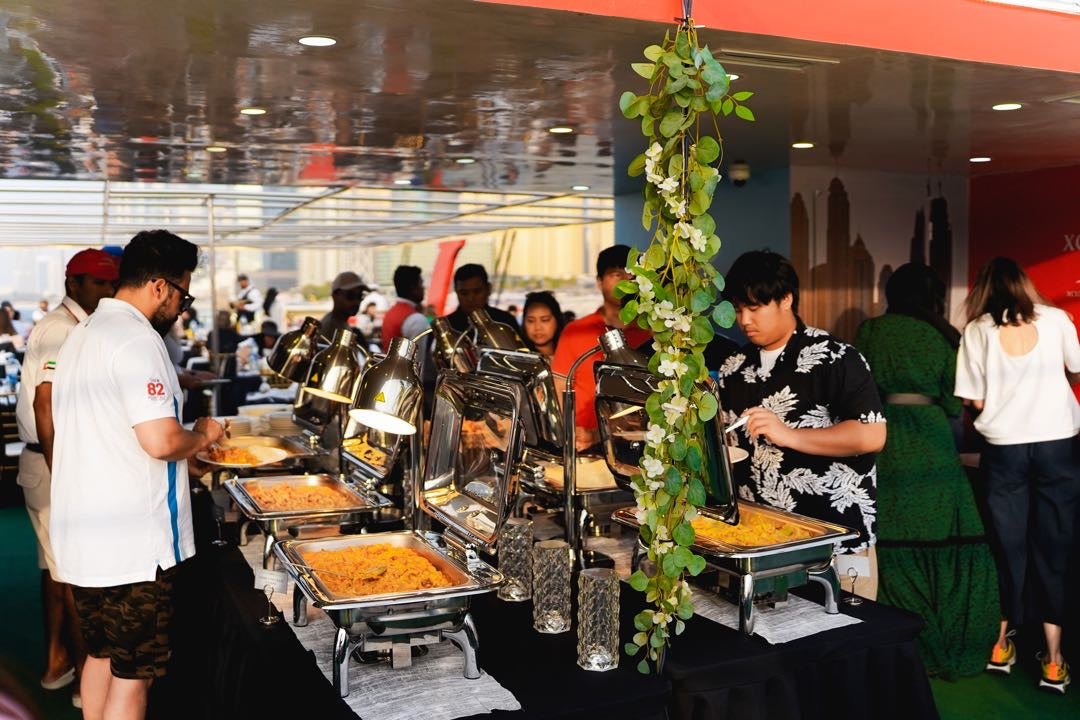 دبي: رحلة بحرية في غروب الشمس في مارينا مع العشاء