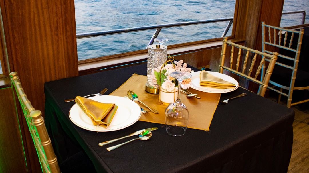 دبي: رحلة بحرية في غروب الشمس في مارينا مع العشاء