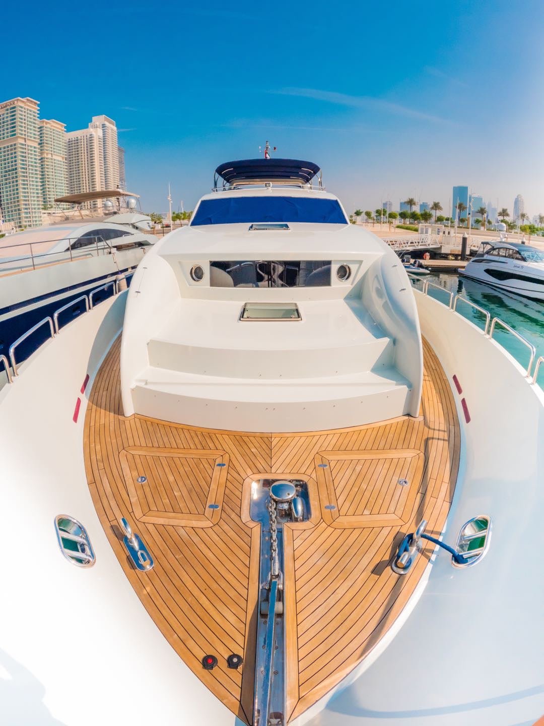 Dubai: Kona 110 ft Luxury Yacht Private Rental