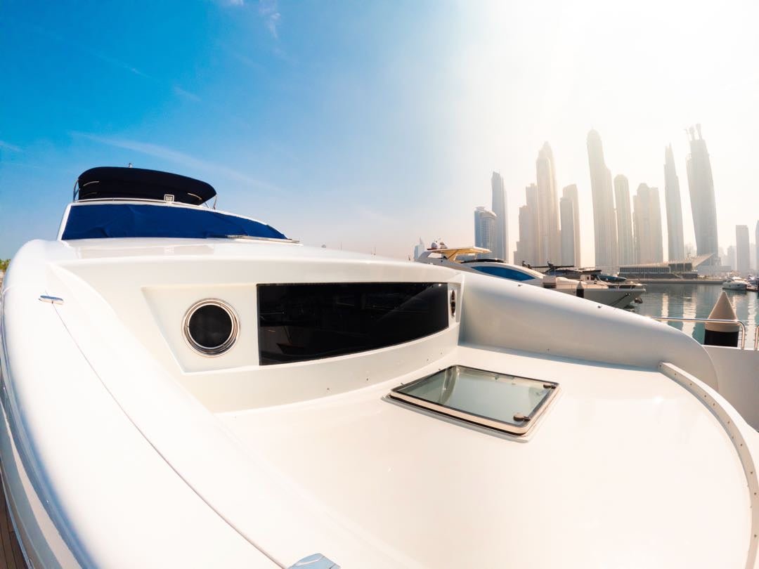 Dubai: Kona 110 ft Luxury Yacht Private Rental