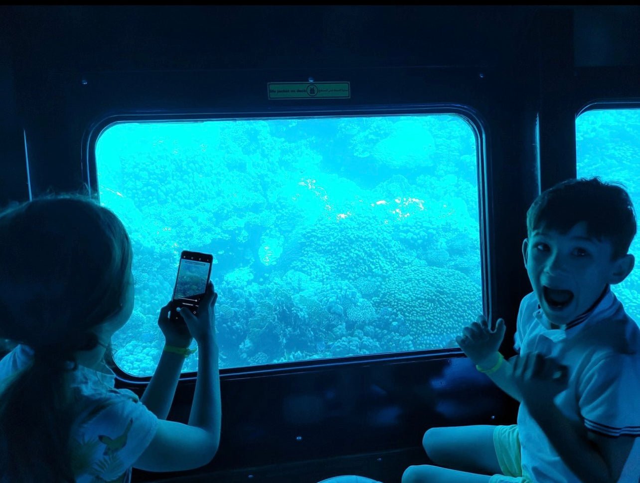 Hurghada: Rejs łodzią podwodną Royal Seascope z przeszklonym dnem i snorkelingiem