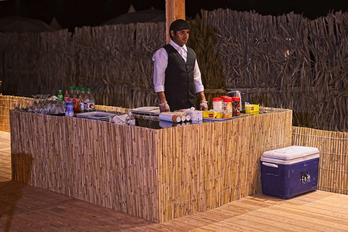 Doha: VIP Nocne Biwakowanie na Pustyni z Kolacją BBQ i Obserwacją Gwiazd