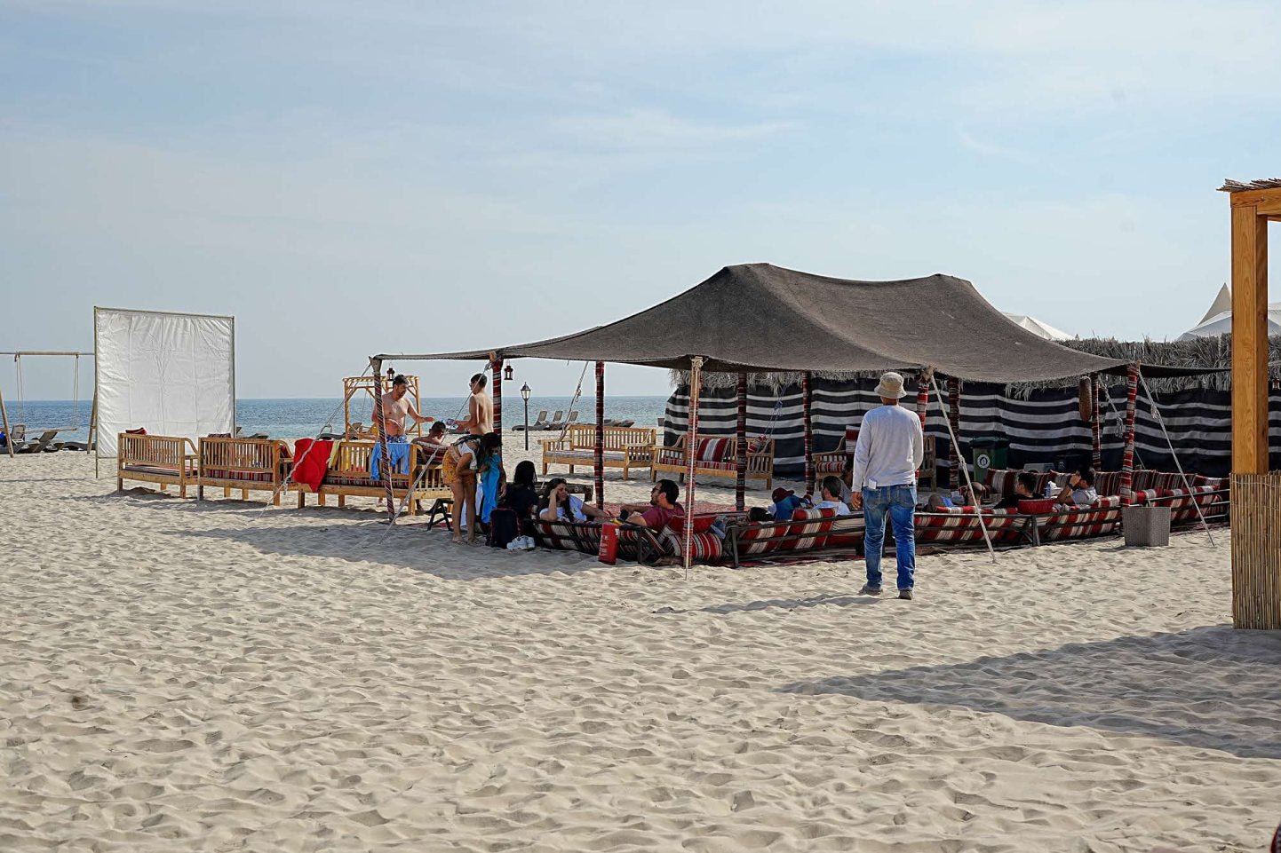 Doha: VIP Nocne Biwakowanie na Pustyni z Kolacją BBQ i Obserwacją Gwiazd