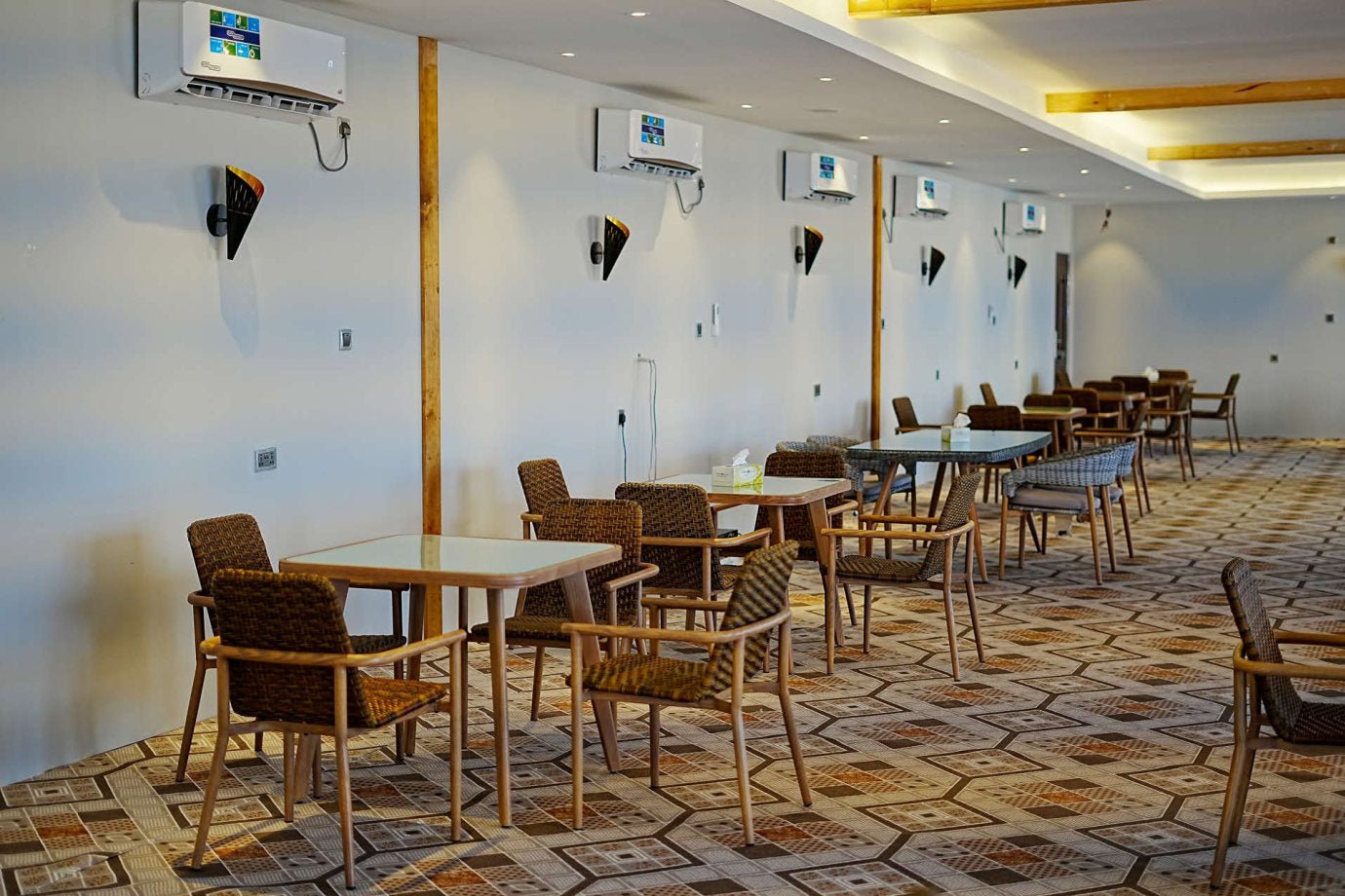 Doha: VIP Nocne Biwakowanie na Pustyni z Kolacją BBQ i Obserwacją Gwiazd