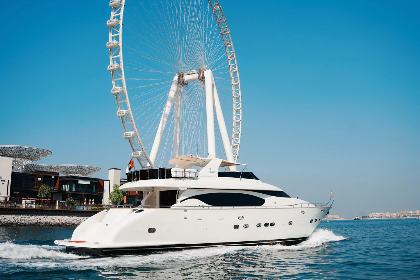 Dubai: Maiora Boat 84 ft Private Boat Trip