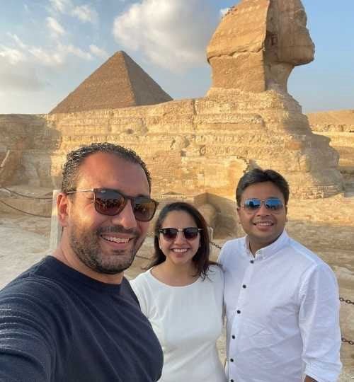 Cairo: Ancient Giza Pyramids, Sphinx and Papyrus Museum Private Guided VIP Tour