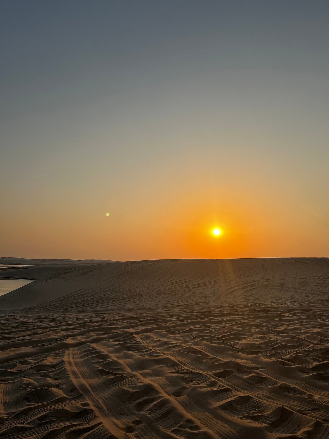 Doha: Safari nel Deserto all'Alba in 4x4 Privato di Mezza Giornata, Dune Bashing e Tour del Mare Interno