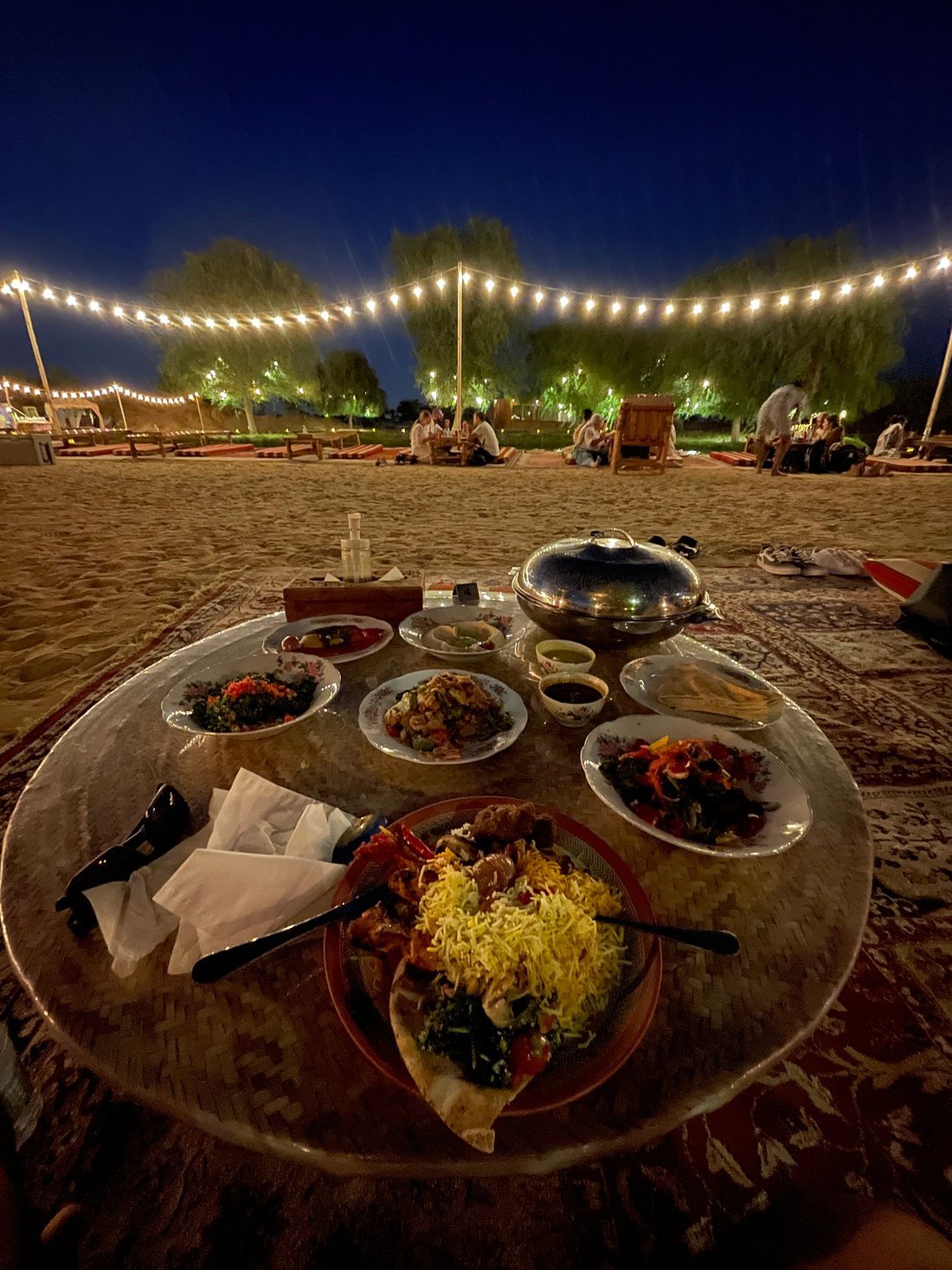 Dubai: Rote Dünen mit dem Quad, Kamelritt, Sandboarding und BBQ im Al Khayma Camp