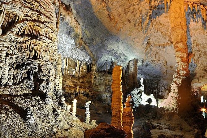 Von Beirut: Jeita-Grotte, Harissa und Byblos-Tour