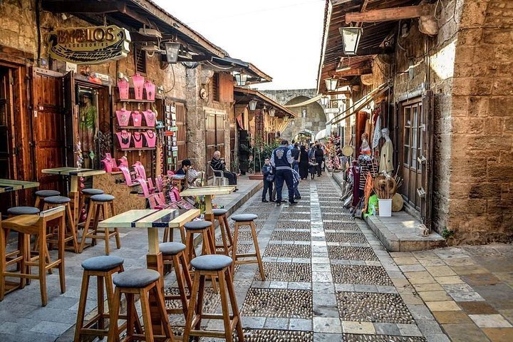 Von Beirut: Jeita-Grotte, Harissa und Byblos-Tour