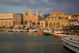 From Beyrouth : Excursion d'une journée aux lacs d'Aaqoura, à la cascade de Baatara et à Batroun
