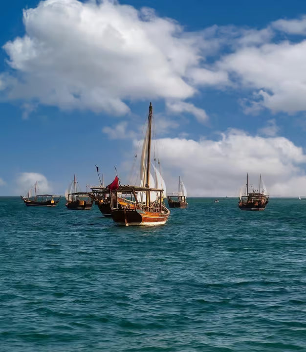 Doha: Traditional Dhow Cruise with Sunset and Skyline Views