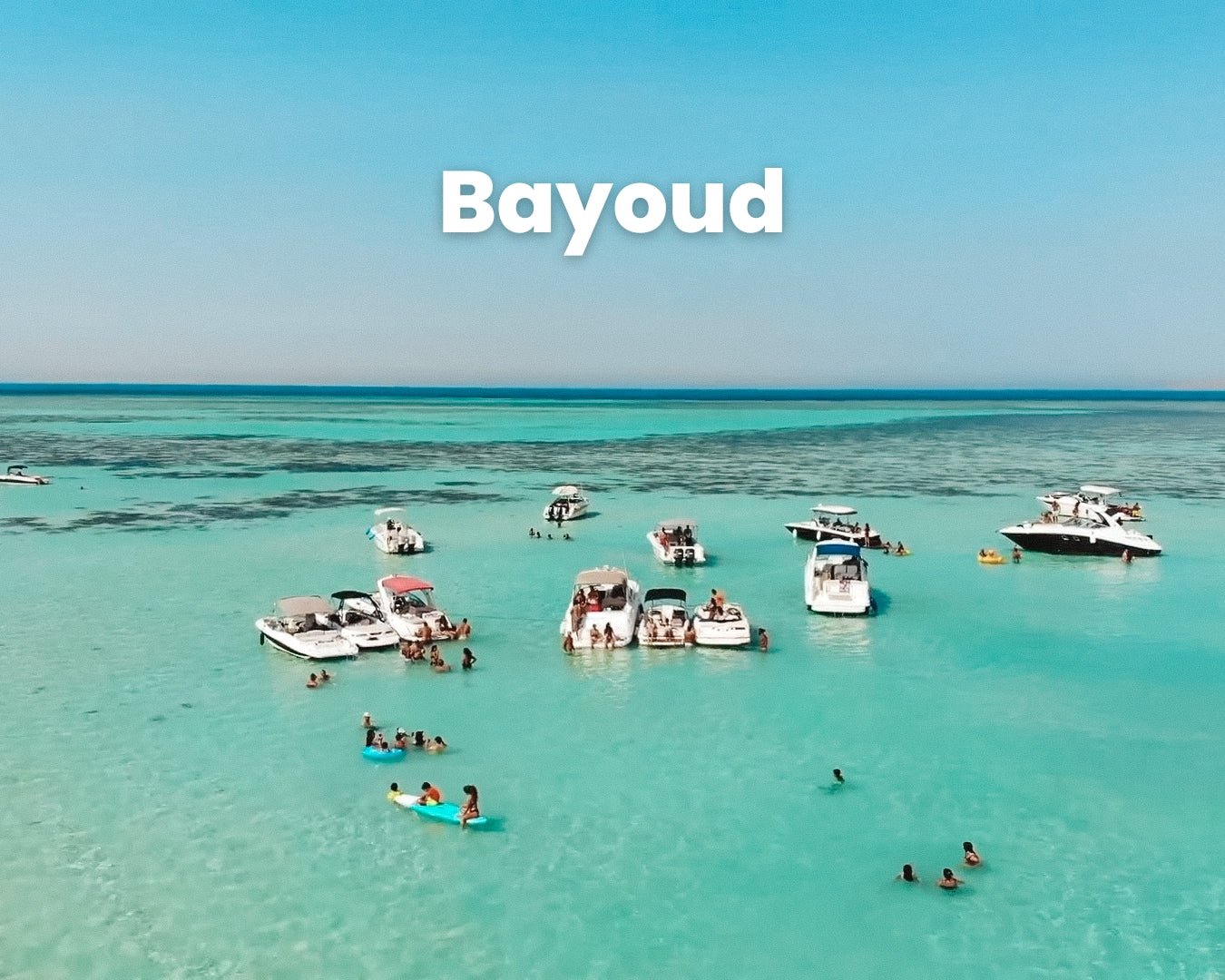 El Gouna: passeio particular de barco em catamarã para Bayoud