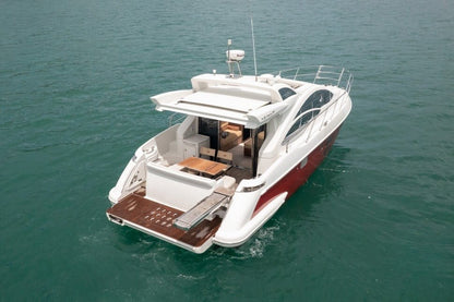 El Gouna: Private Luxury Yacht Trip on a 43FT Yacht
