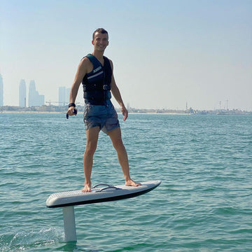 Dubai: E-Foil Experience
