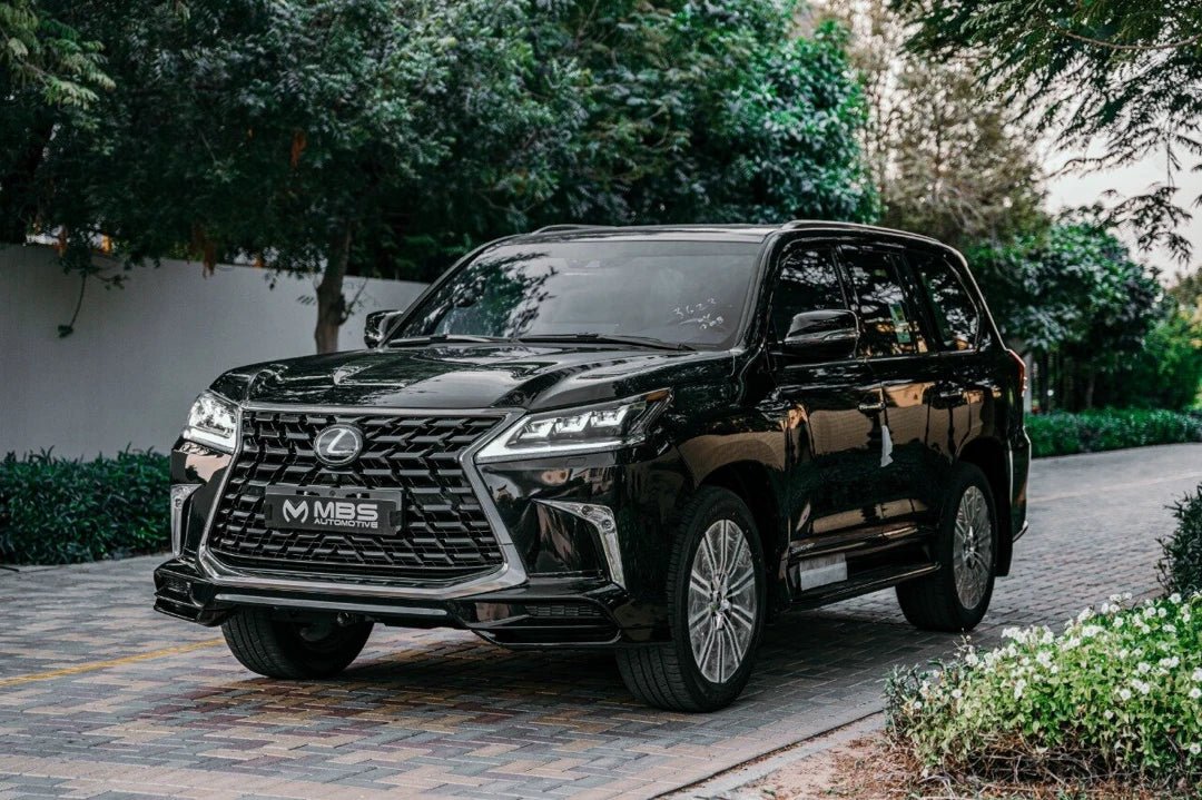 Doha: Lexus LX570 Private Car Rental with Driver