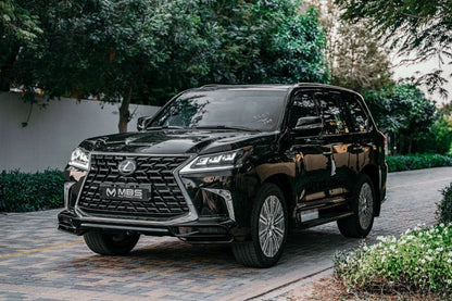 Doha: Lexus LX570 Private Car Rental with Driver