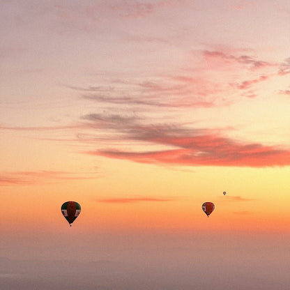 Dubai: Ultimate Private Hot Air Balloon Experience