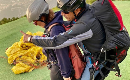 Jounieh: Paragliding-Aktivität über dem Libanon