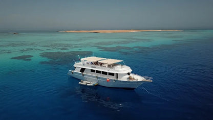 El Gouna: escursione in barca per un battesimo subacqueo per principianti