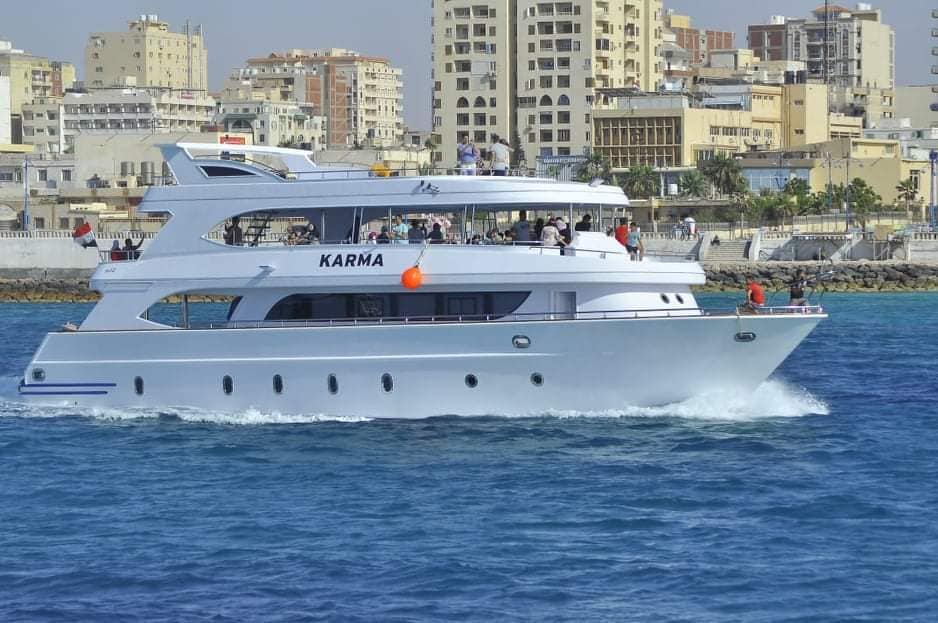 مرسى مطروح: رحلة يخت كارما الخاص إلى جزيرة النورس