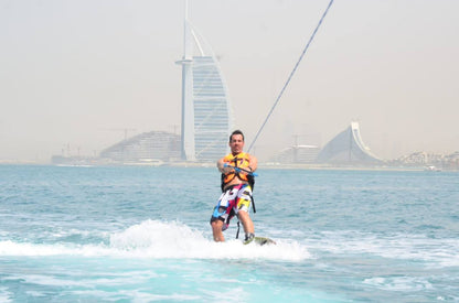 Dubai: wakeboard a Palm Jumeirah