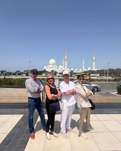 De Dubai: viagem de dia inteiro a Abu Dhabi com motorista que fala inglês