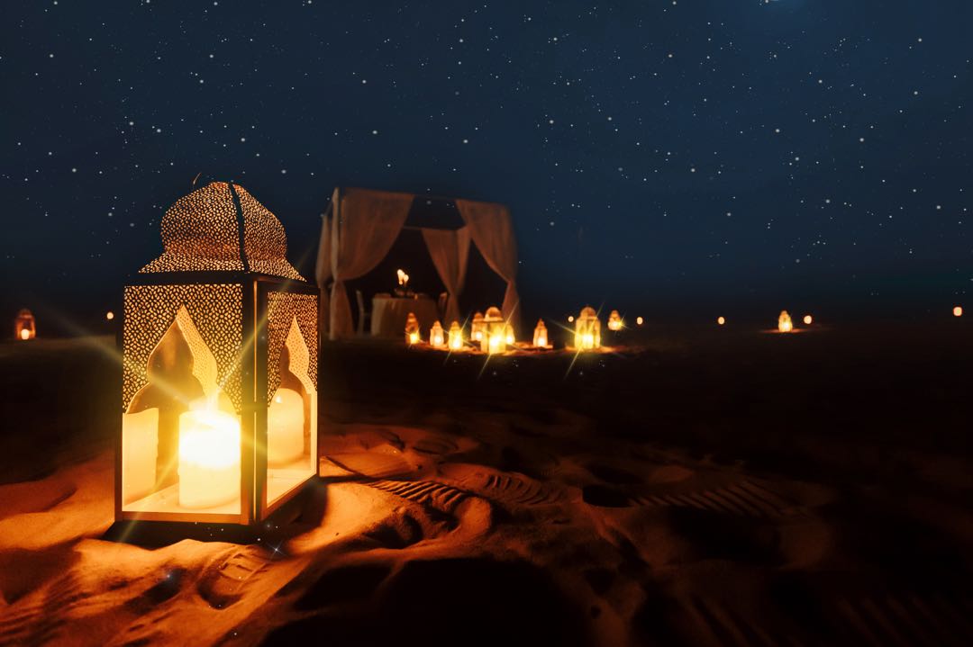 Dubai: Paramotor With Premium Dining Setup in Desert Experience