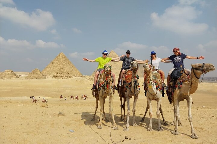 Dari Hurghada: Tur Sehari ke Kairo untuk Grup Kecil