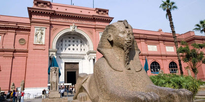 Von Sharm El-Sheikh: Einfaches Busabenteuer in Kairo mit Rückflug