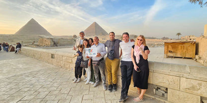 From Hurghada: Pyramids of Giza & Egyptian Museum Small Group Tour by Van